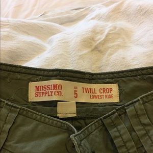 Lowest rise Capri pants